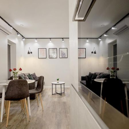 Owls Hill Apartment Каунас Екстер'єр фото